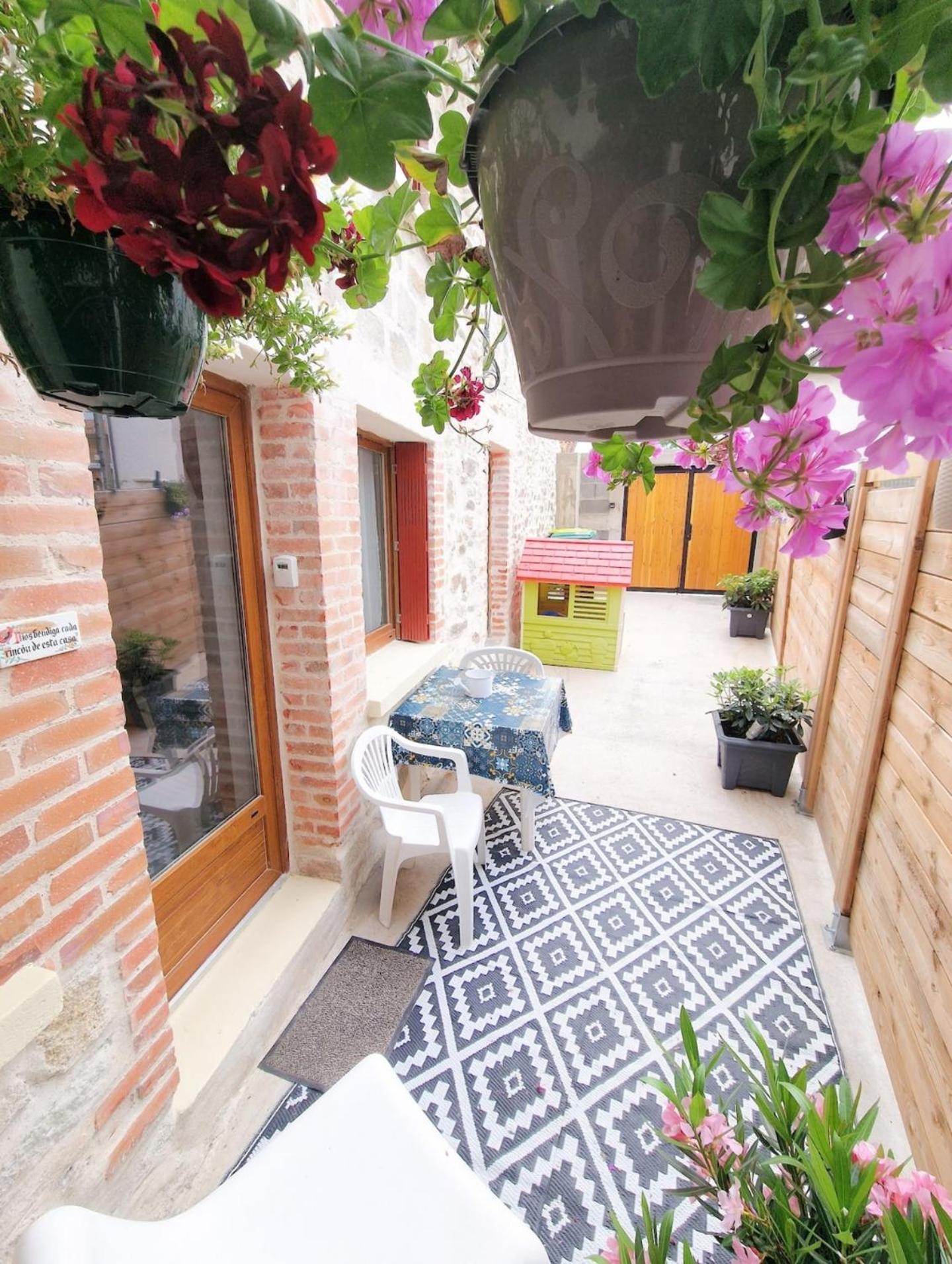 Gite Chez Bisset_2Chambres 4Personnes Lezoux Екстериор снимка